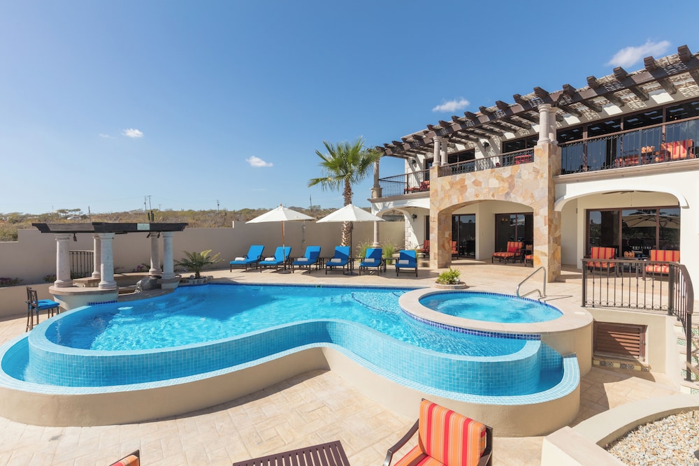 Signature House, 4 Bedrooms, Private Pool, Ocean View