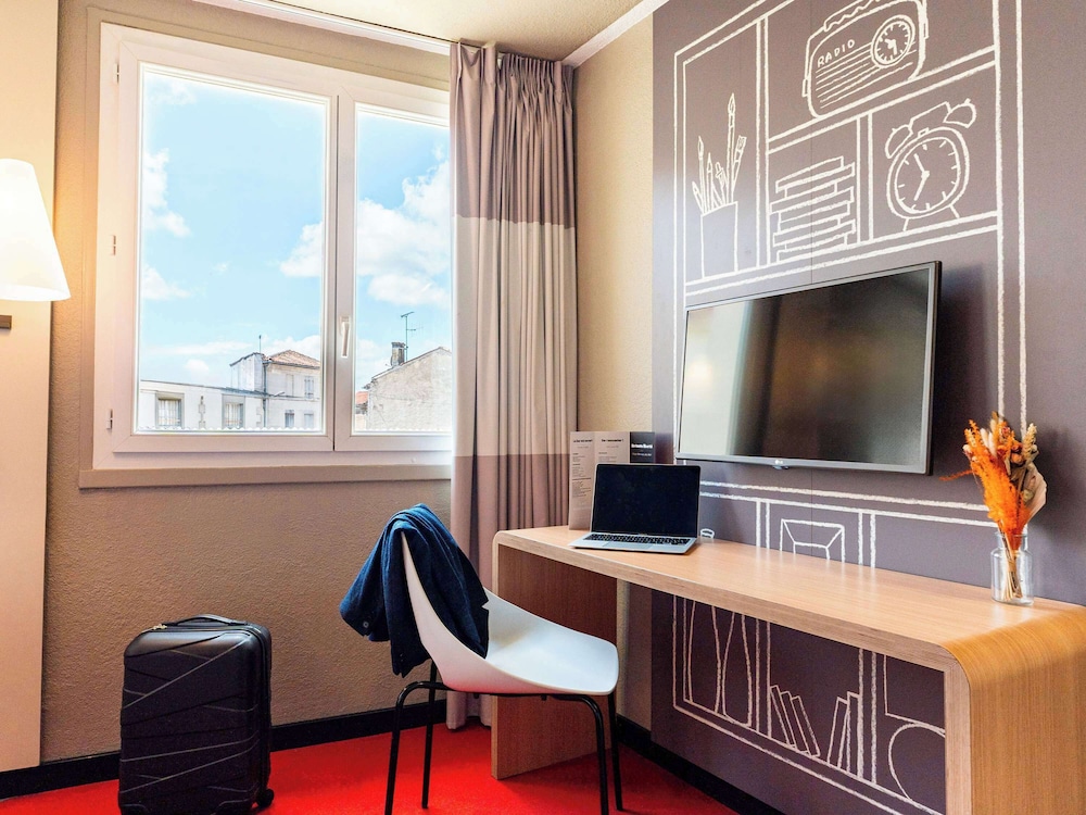 Standard Room, 1 Double Bed - Photo 8