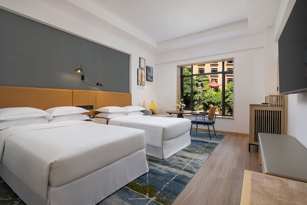 Room, 2 Twin Beds - Photo 3