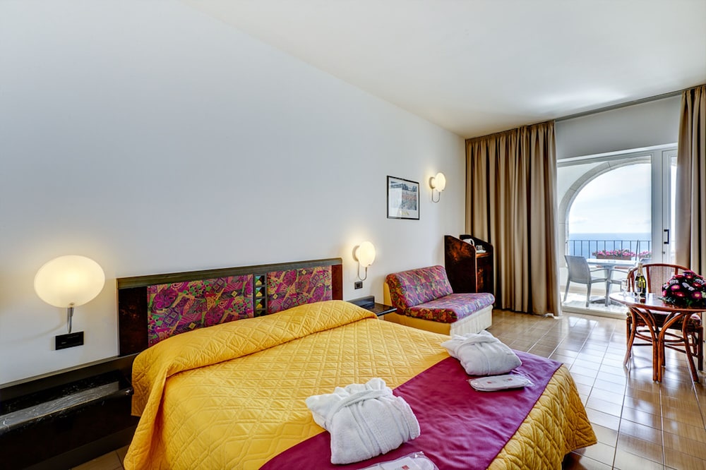 Standard Double Room, Balcony, Ocean View