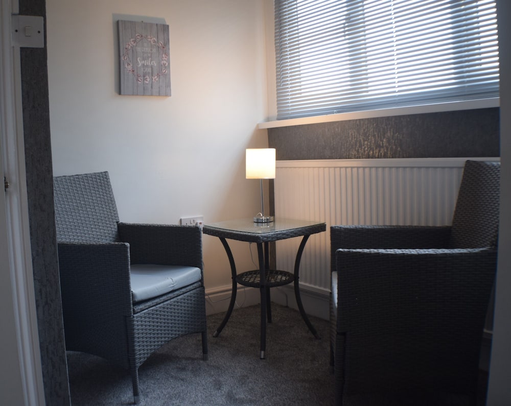 Double Room, Mountain View (First Floor - Room Number 3) photo 2