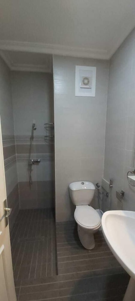 Apartment, 2 Bedrooms, Smoking, Garden View photo 2