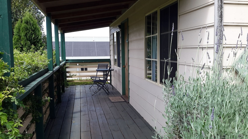 Deluxe Cottage, 2 Bedrooms, Accessible, Garden View photo 3