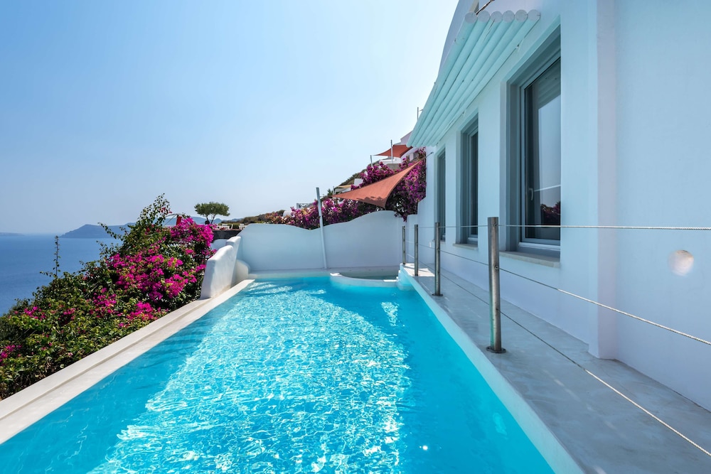Infinity Pool Villa photo 3