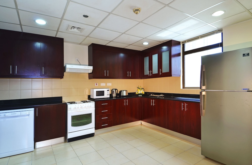 3 Bedroom Apartment Sea View - Photo 6