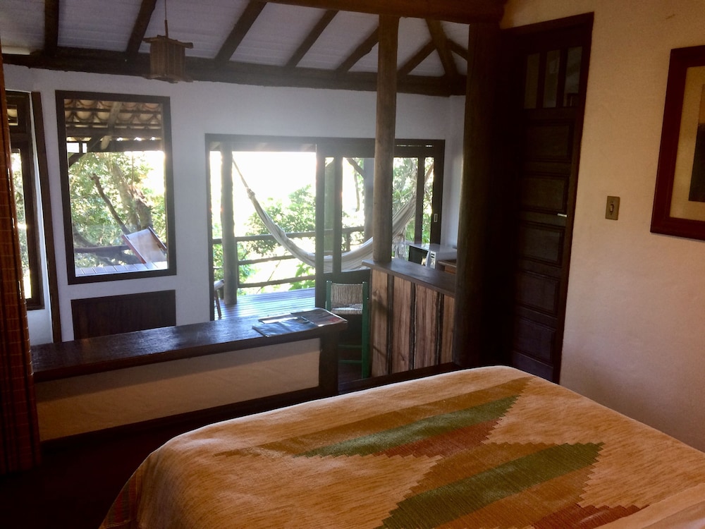 Basic Bungalow photo 2