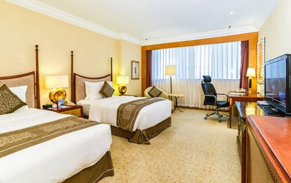 Standard Room, 2 Twin Beds (Club Floor) - Photo 2