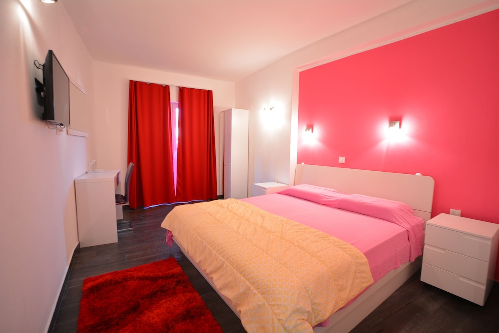 Single Room, Balcony, Sea View photo 1