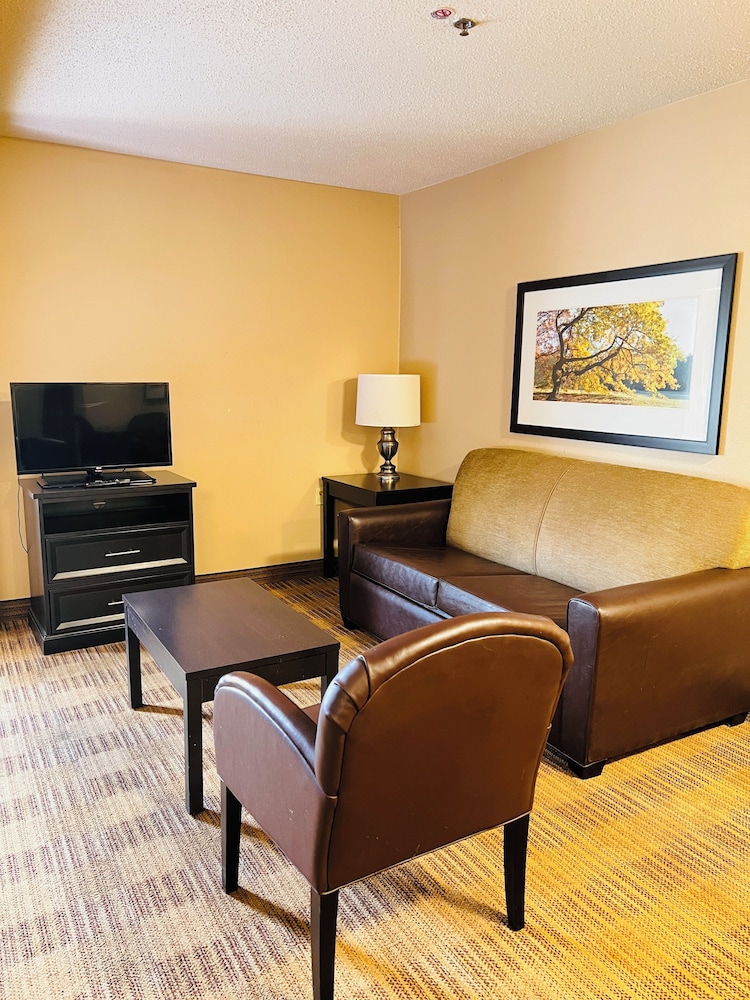 Suite, 2 Queen Beds, Non Smoking (Efficiency) - Photo 4