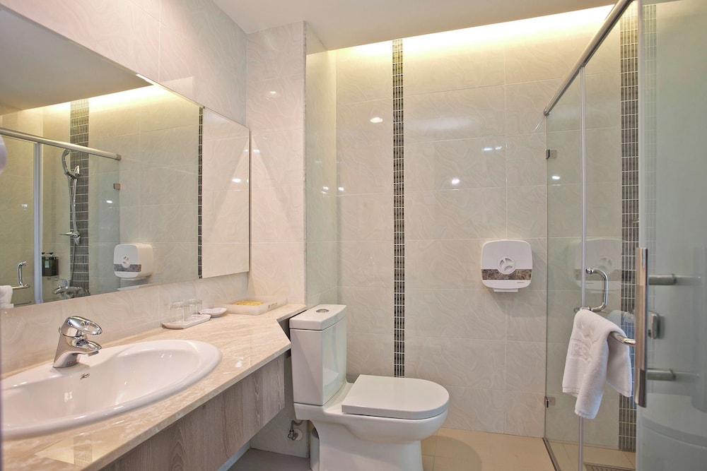 Lake View Classic Room