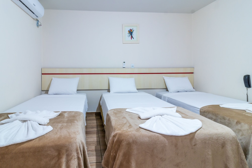 Basic Triple Room photo 3