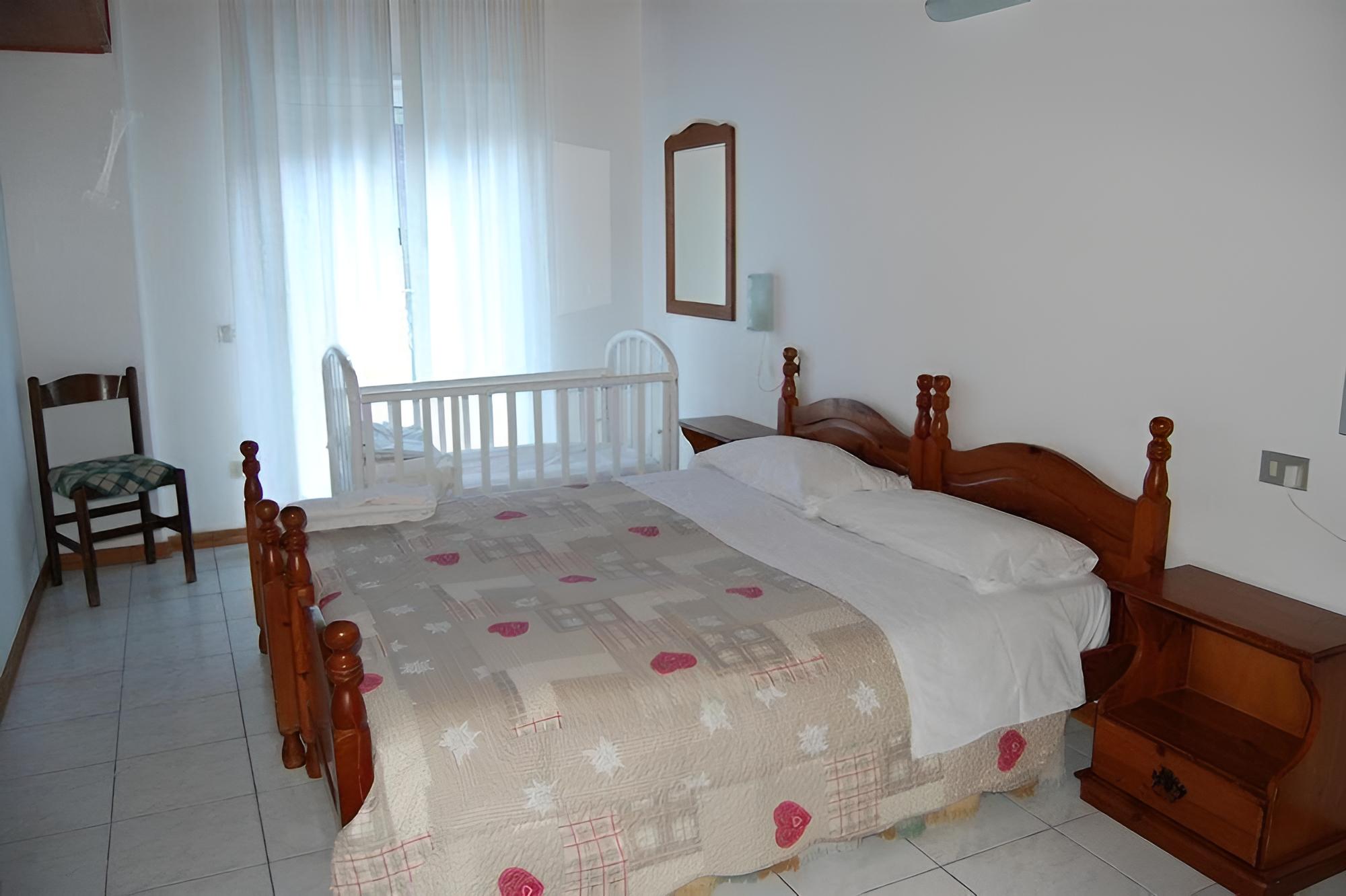 Double or Twin Room photo 1