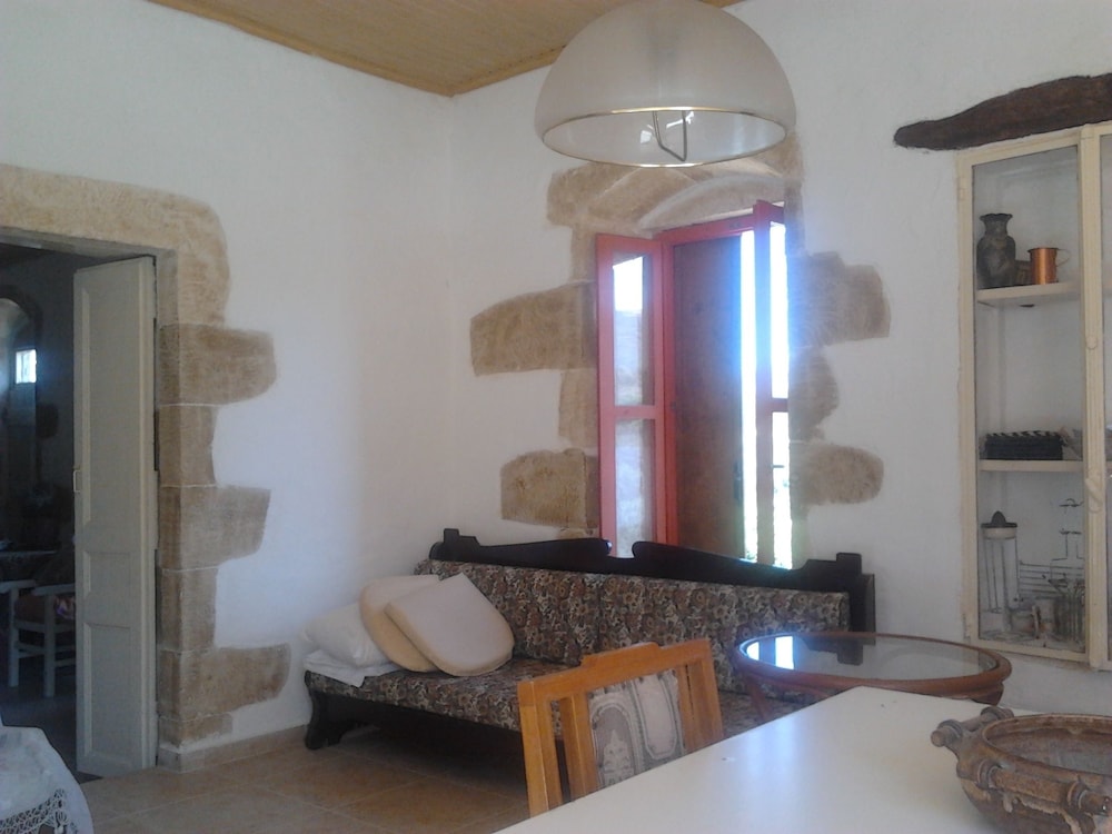 House, 1 Bedroom