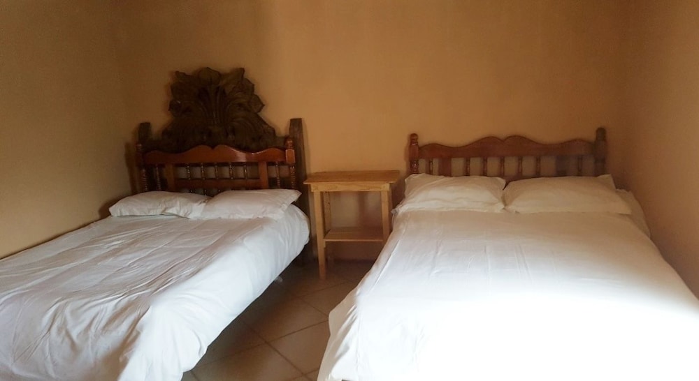 Family Room, 2 Double Beds photo 2