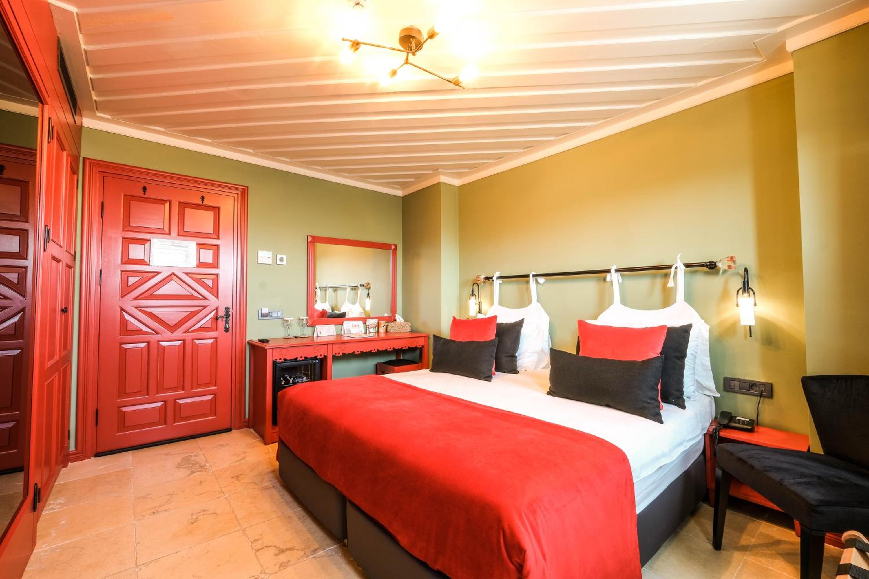 Deluxe Double Room - Photo 3