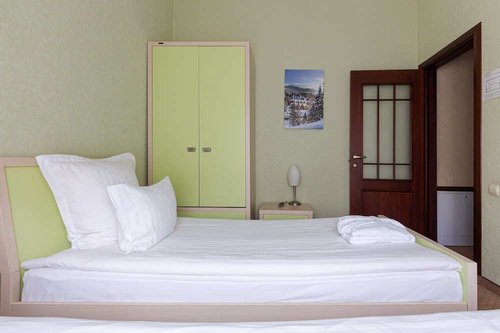 Superior Quadruple Suite photo 3