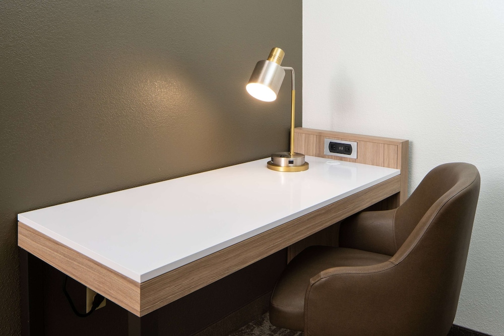 Room, Multiple Beds, Accessible (Hearing) photo 3