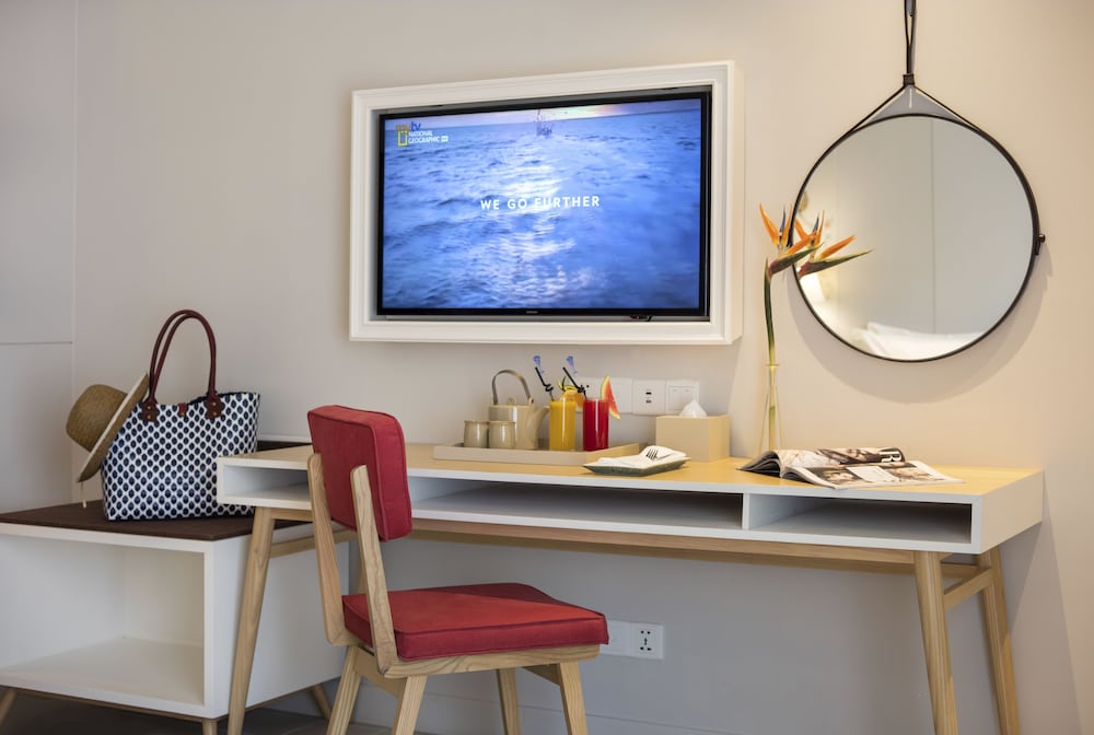 Artist Room photo 2