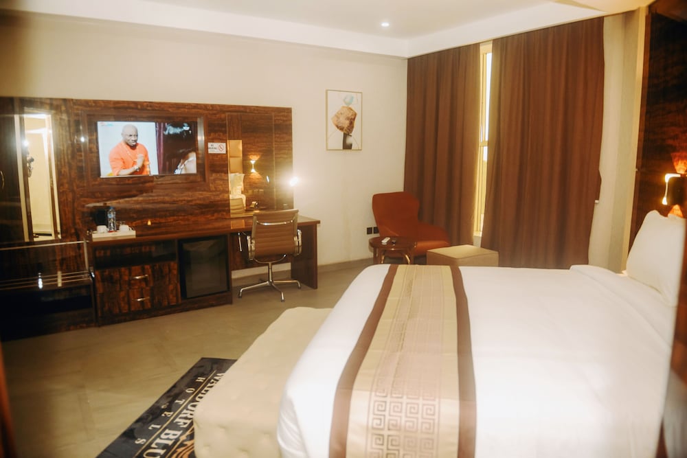 Premium Room, 1 Double Bed, Non Smoking, City View photo 3