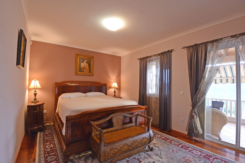Family Villa, 6 Bedrooms photo 2