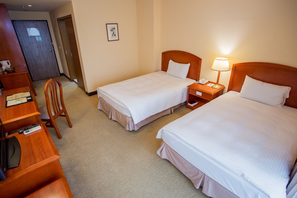Standard Twin Room - Photo 1