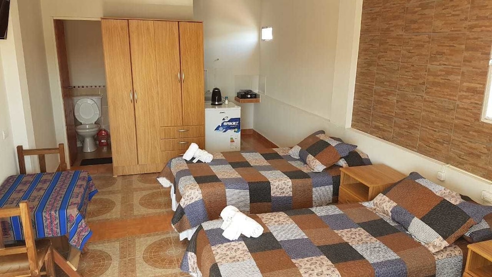Standard Room, 2 Twin Beds, City View photo 2