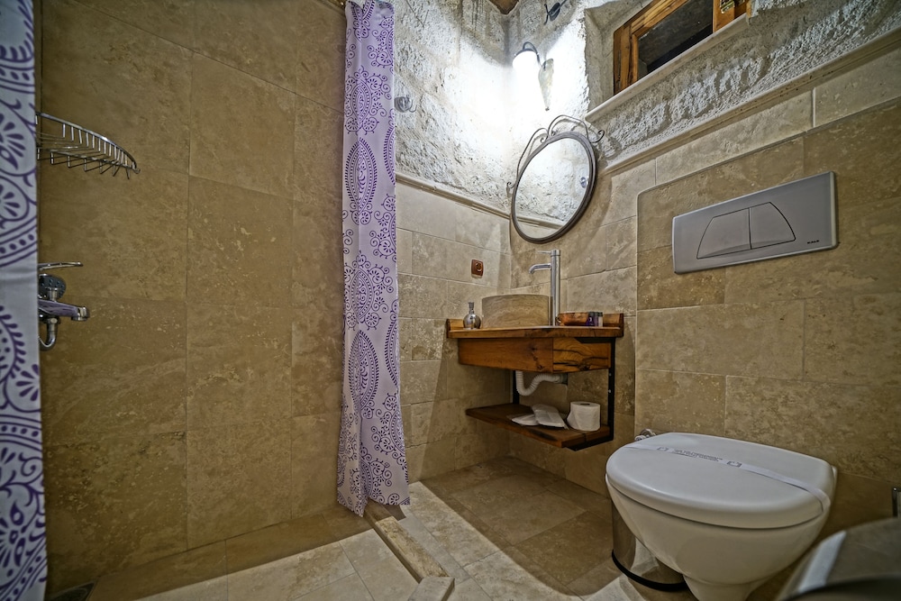 Standard Room - Photo 2