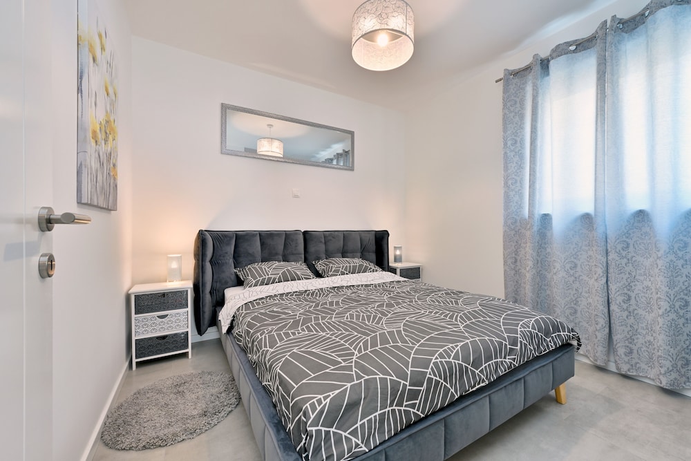 Deluxe Apartment, 1 Bedroom, Terrace photo 2
