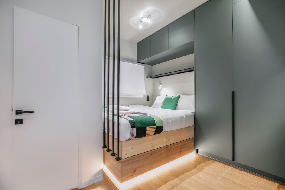 Studio, 1 Double Bed, Balcony, City View