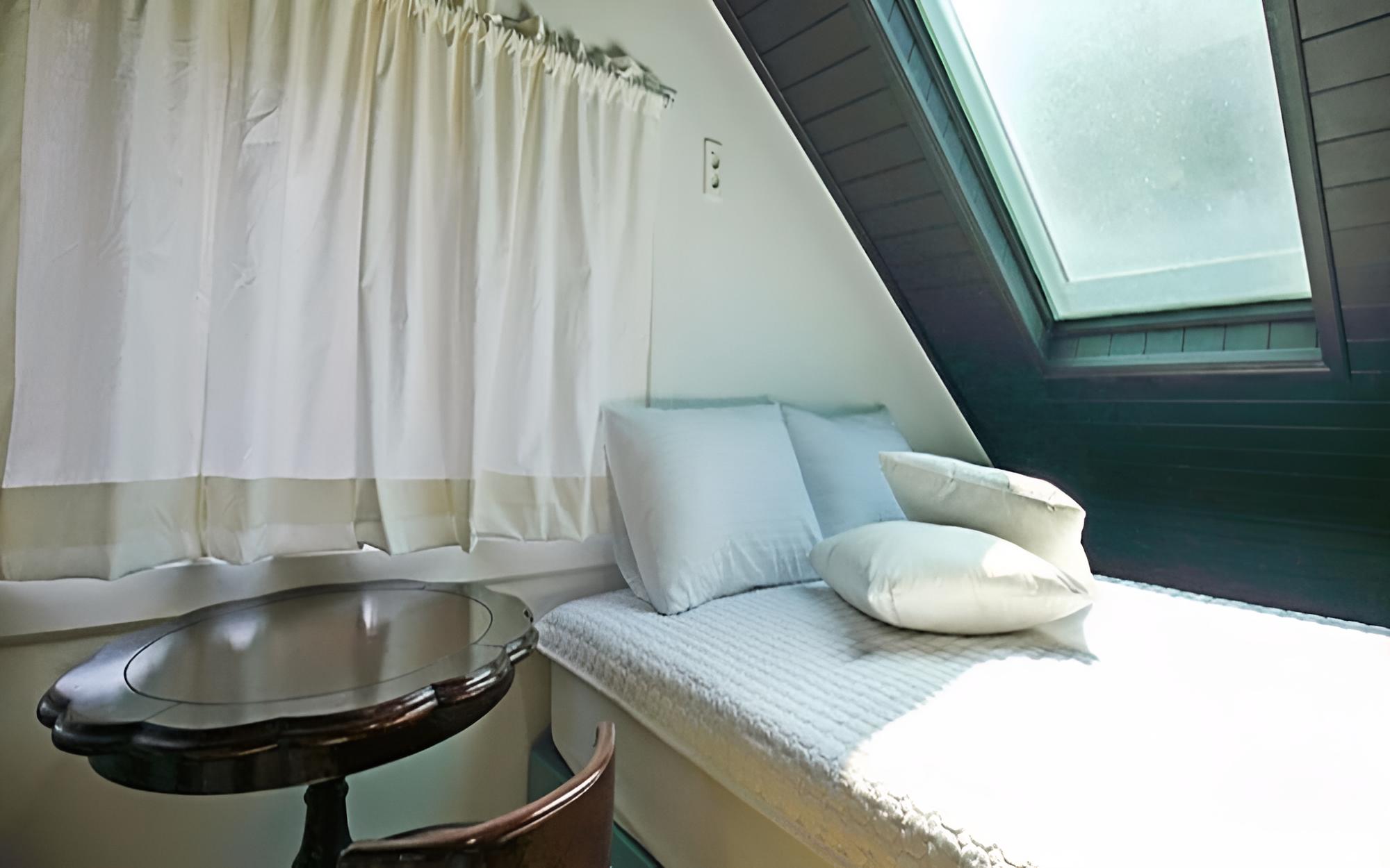 Room (Helios (Duplex)) - Photo 12