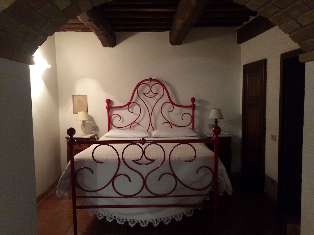 Economy Double Room, 1 Bedroom, Non Smoking, Hill View photo 2