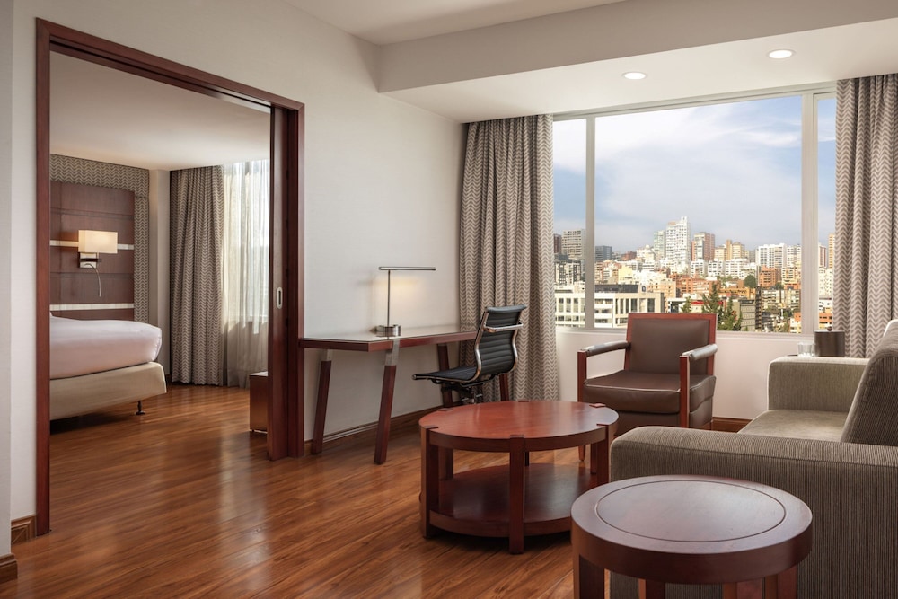 Suite, 1 Bedroom (City View) - Photo 8