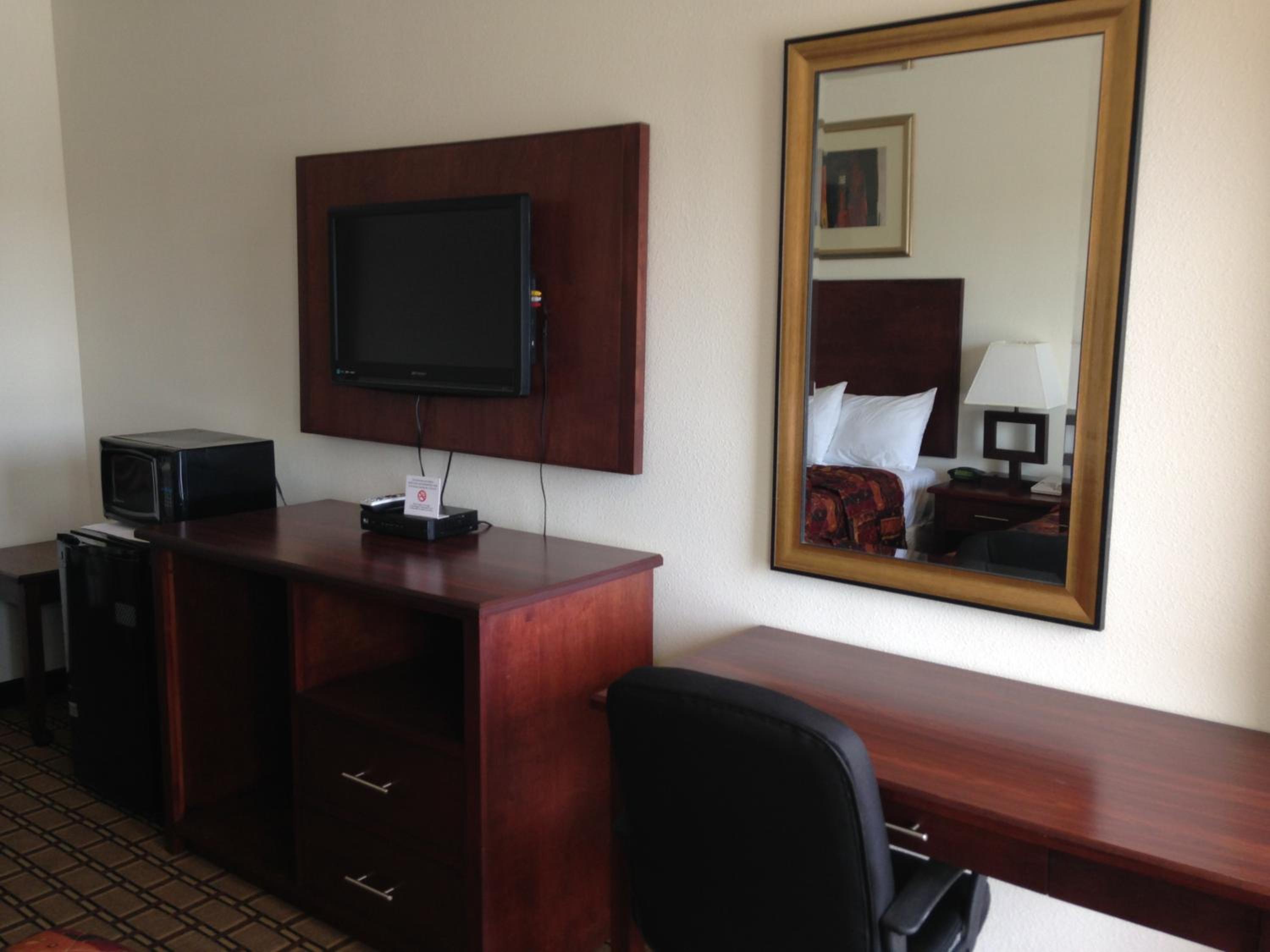 Deluxe Junior Suite photo 3