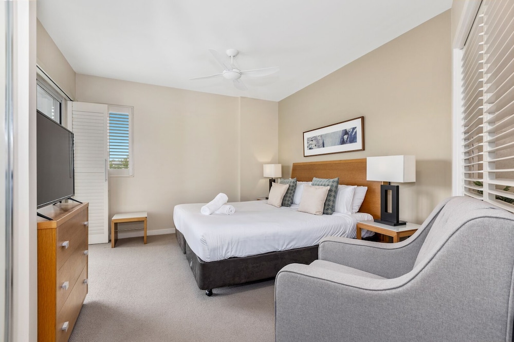 One Bedroom Spa Suite