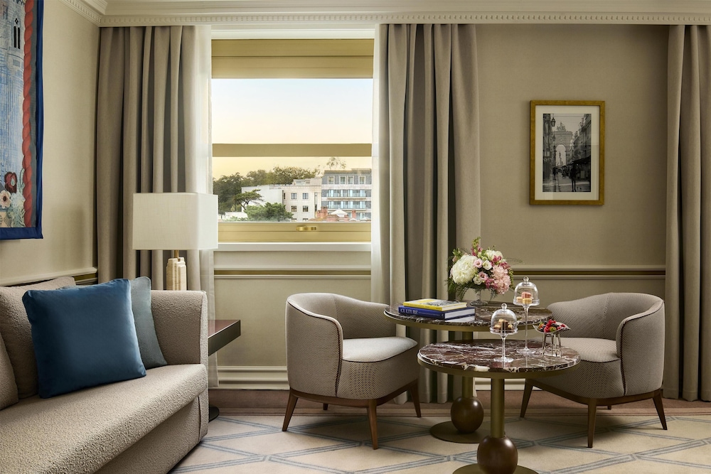 Premium Suite (Signature Extra Bed 3 Adutls)