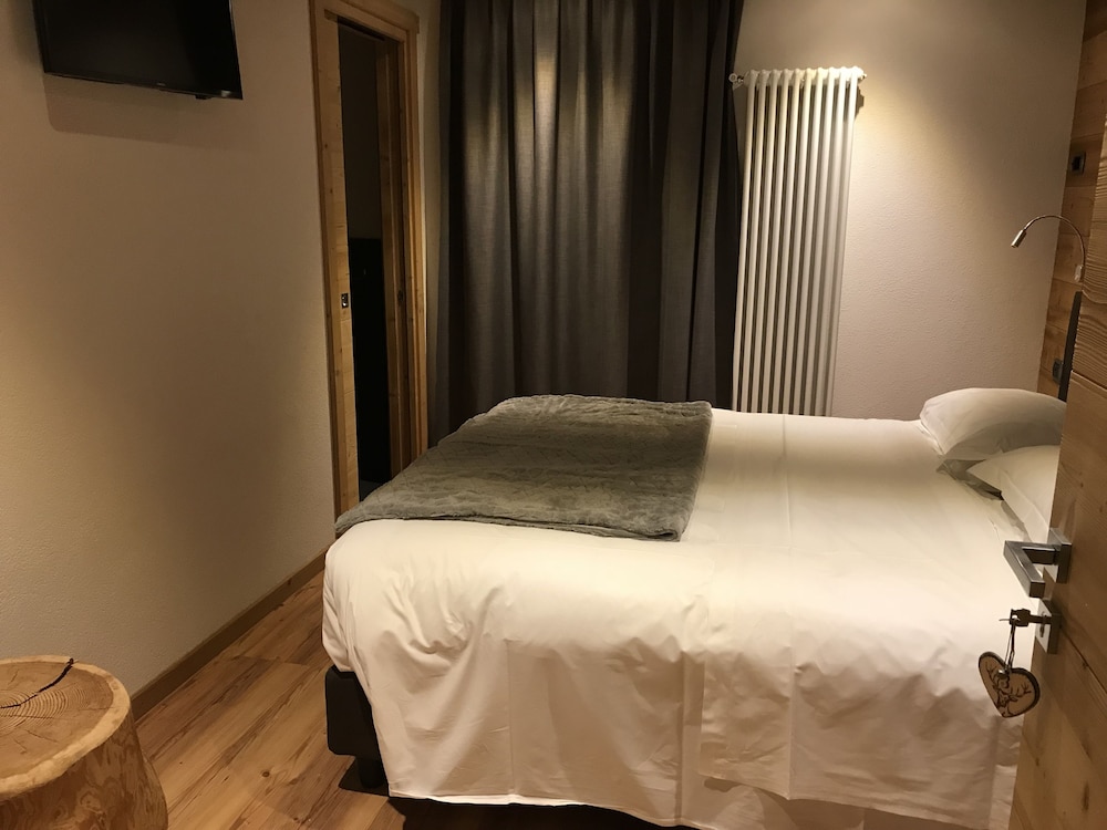 Basic Room, 1 Bedroom, Non Smoking photo 3