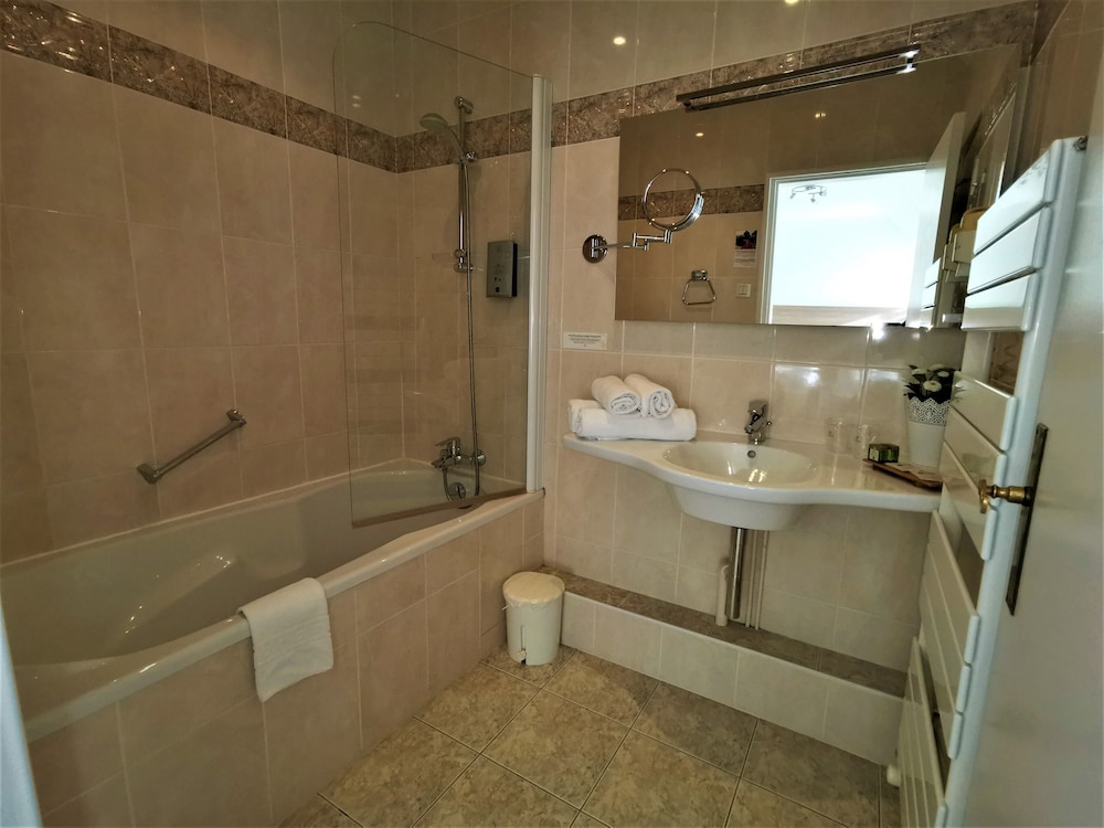 Superior Double Room - Photo 7
