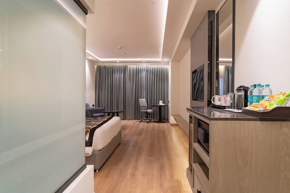 Club Double Room - Photo 7