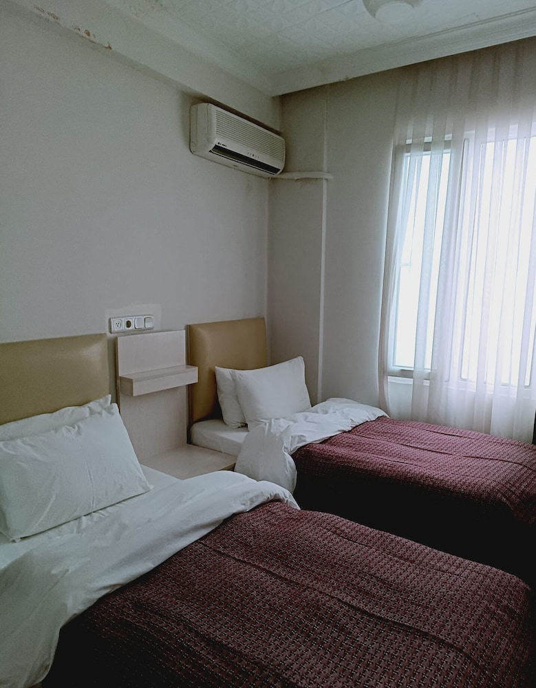 Standard Twin Room photo 1