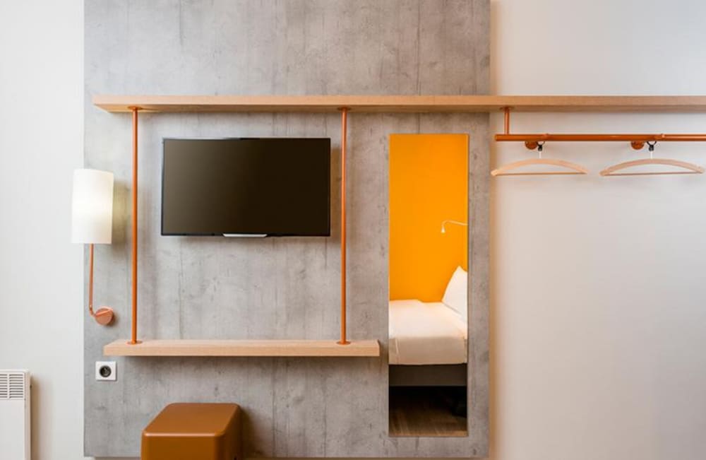 Triple Room, Multiple Beds - Photo 5
