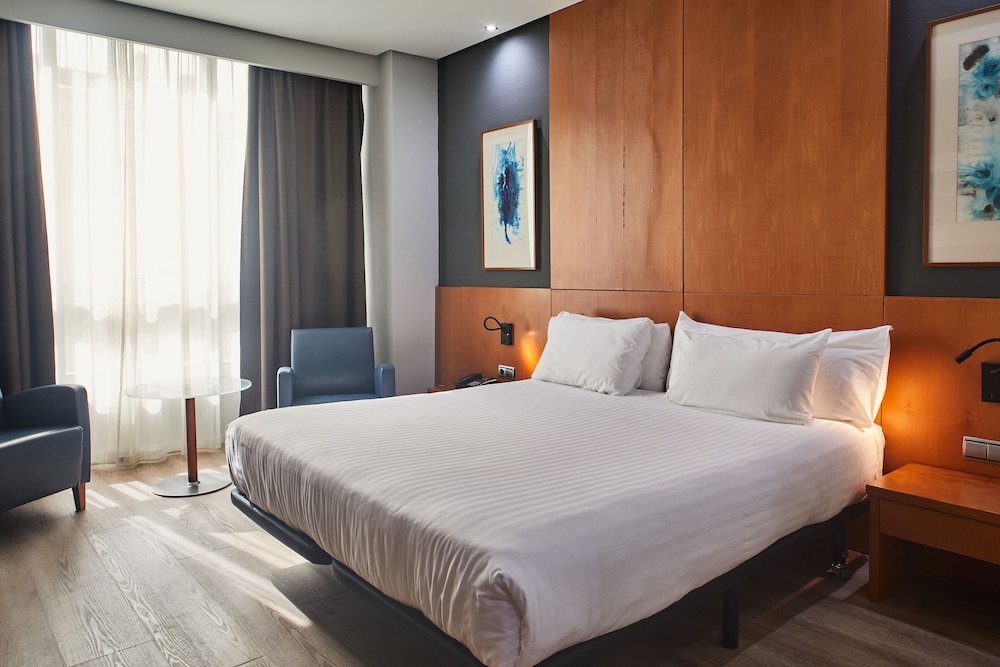 Deluxe Room - Photo 1