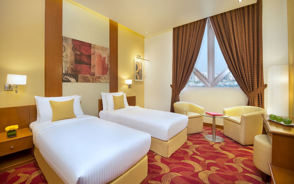 Premium Double or Twin Room photo 3