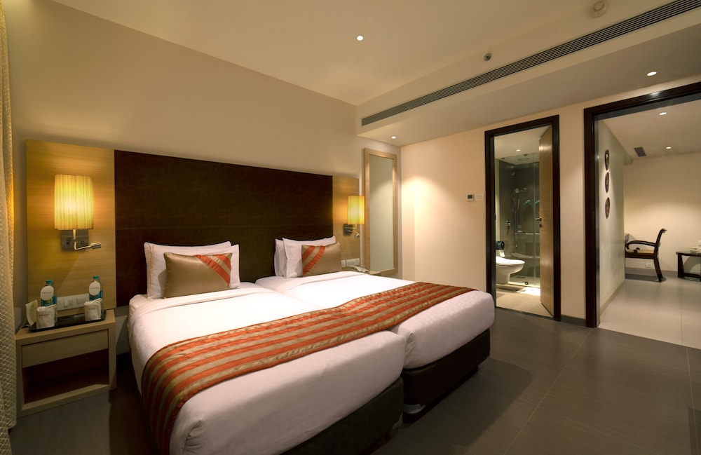 Premium Suite - Photo 2
