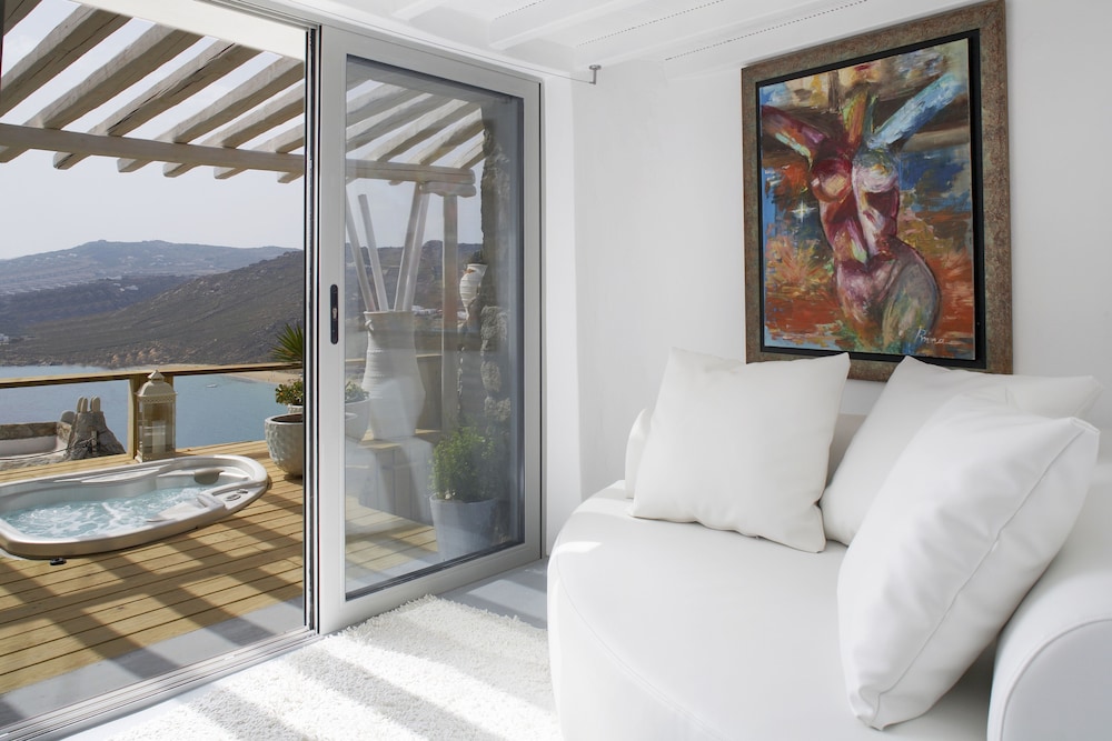 Junior Suite, Hot Tub, Sea View - Photo 6