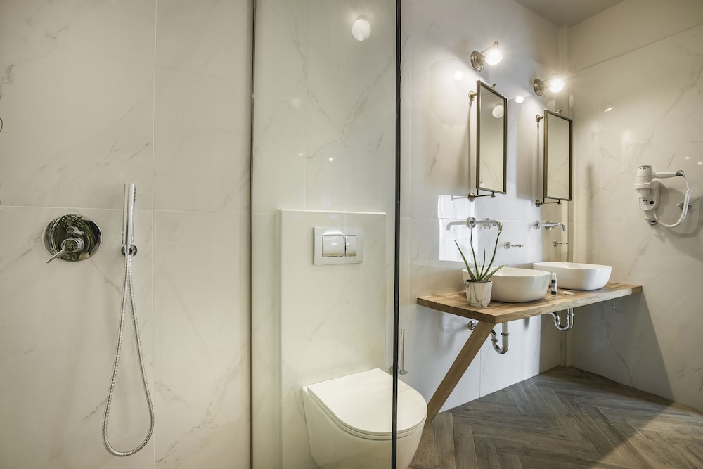 Suite, Sea View - Photo 7
