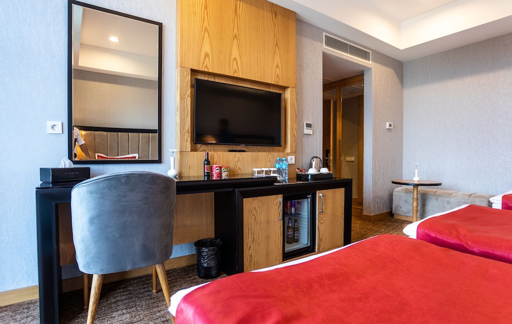Standard Triple Room photo 2