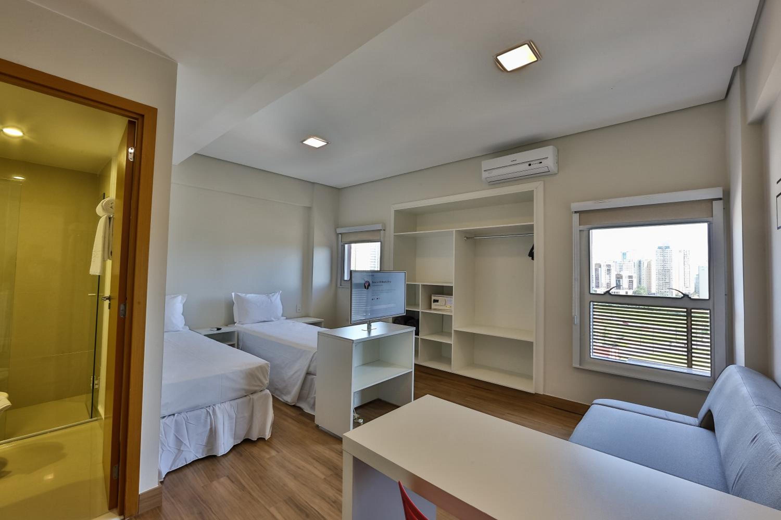 Standard Twin Room photo 3