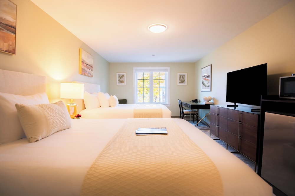 Deluxe Room, 2 Queen Beds