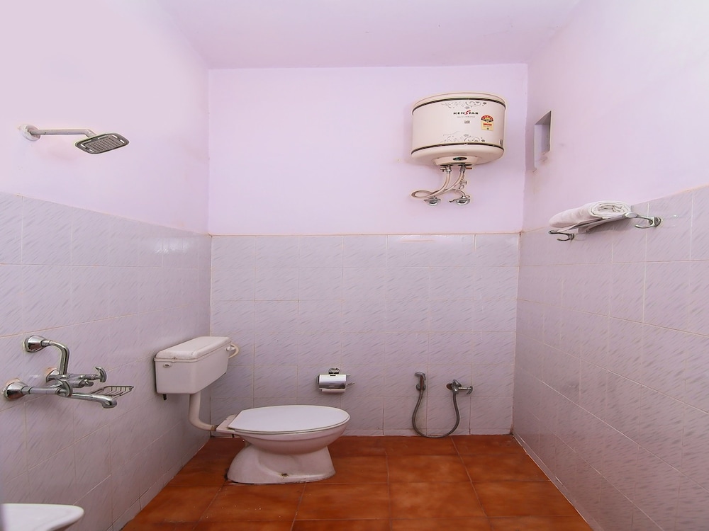 Double or Twin Room photo 3