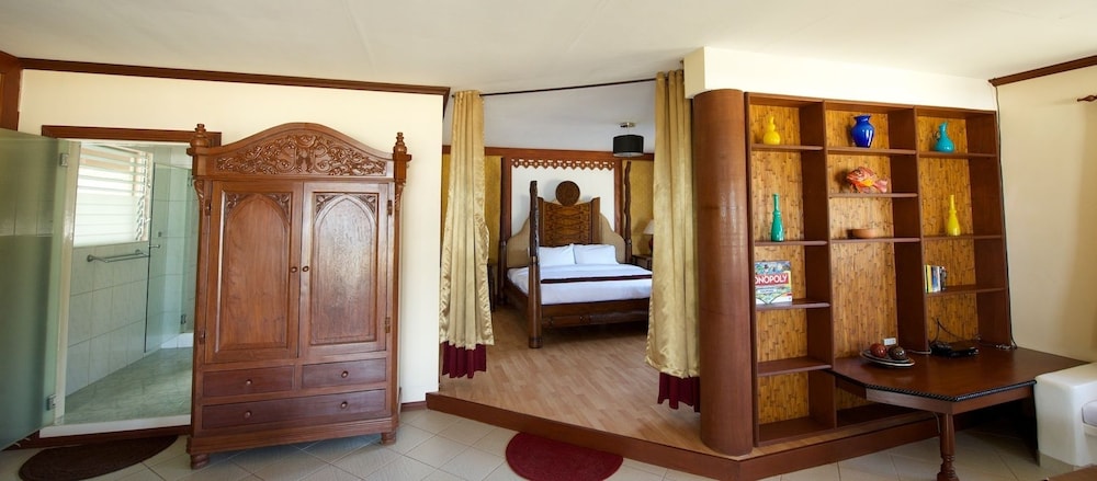 Premium Villa, 1 King Bed, Balcony, Ocean View photo 2
